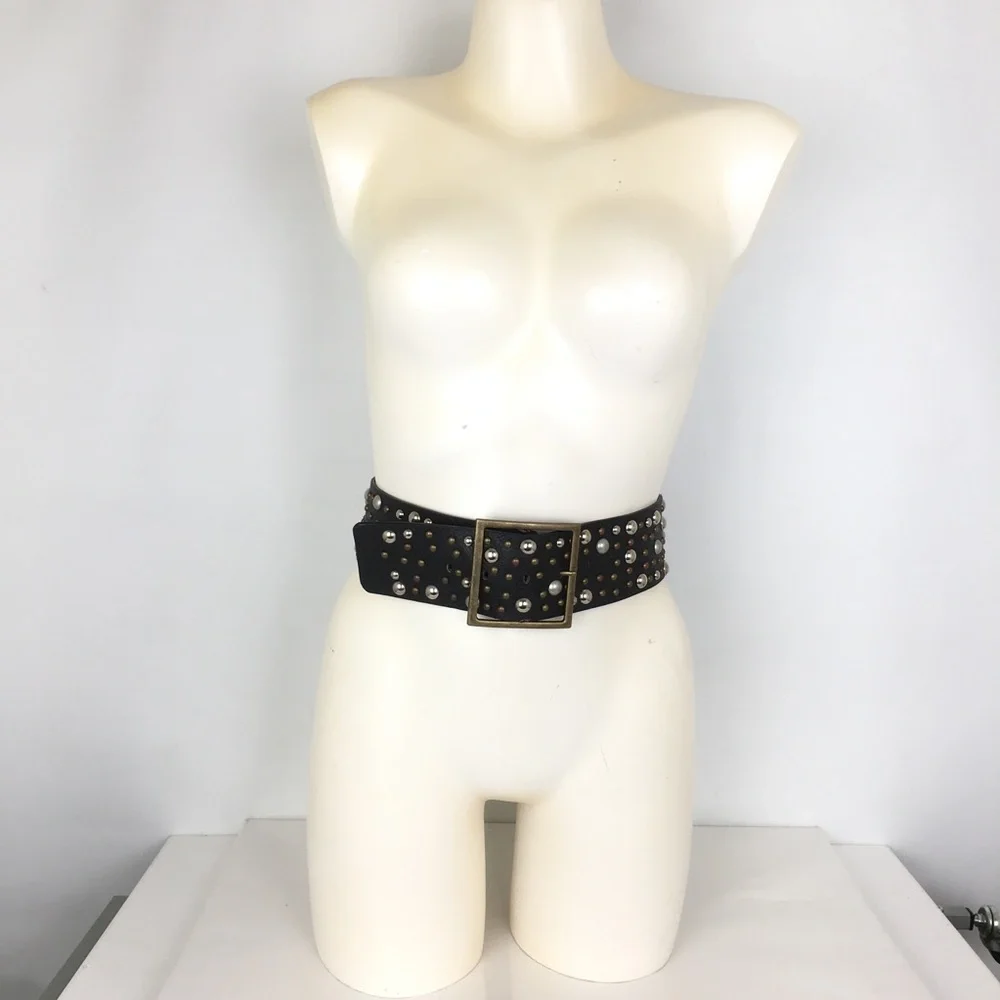 Buckle Wide Studded Statement Belt Black Faux Leather Women’s Size Large